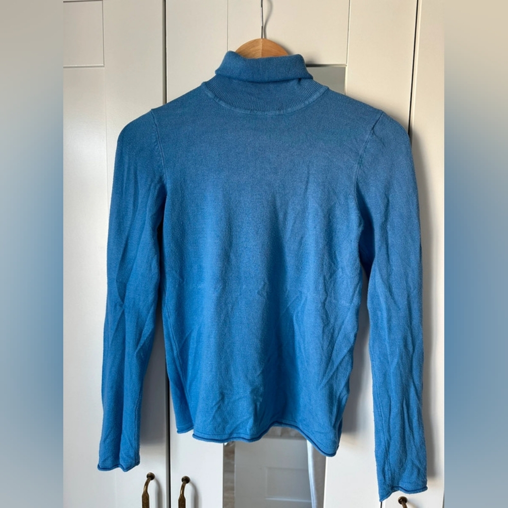 Stradivarius Men's Turtleneck Sweater in Blue
